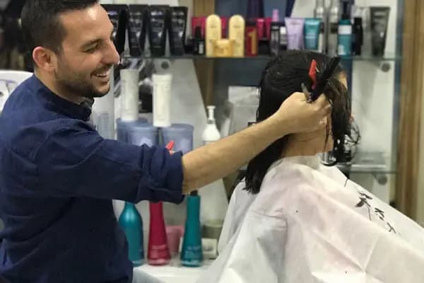 Met Bayan Kuaför Salonu - Kuaför - İzmir Buca