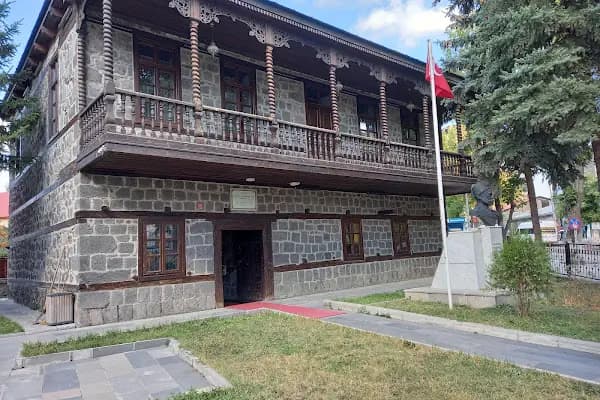 Gazi ahmet Muhtar Paşa Konağı ve Sanat Galerisi - Müze - Kars Kars Merkez