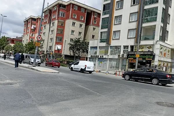 Yeni Mahalle - Metro İstasyonu - İstanbul Büyükada İskelesi