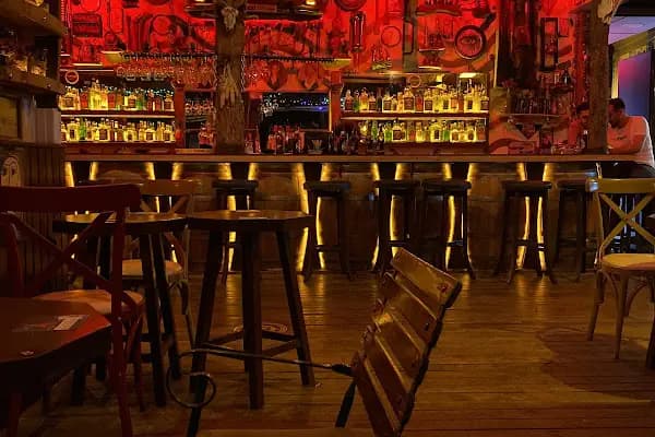 SHERIFF WESTERN BAR&amp; FOOD - Pub - Antalya Alanya