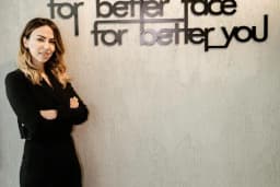 Dr. Zeynep Erol