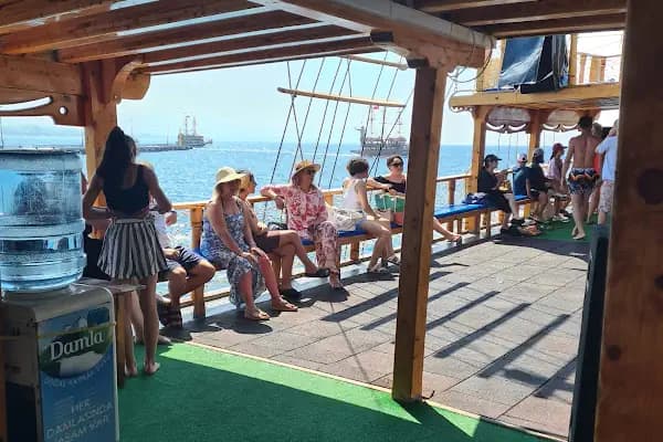 Alanya Tekne Turu Kleopatra - Tekne Kiralama Hizmeti - Antalya Döşemealtı