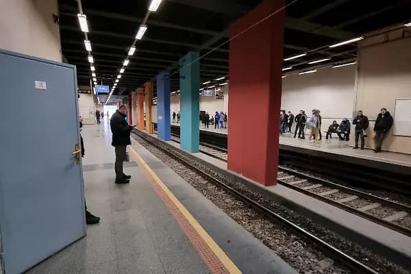Acemler istasyonu - Metro İstasyonu - Bursa Nilüfer