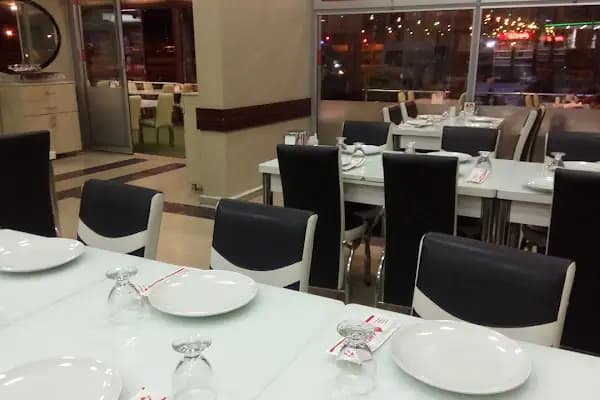 Amcabey Lezzet Dünyası - Restoran - Diyarbakır Çınar