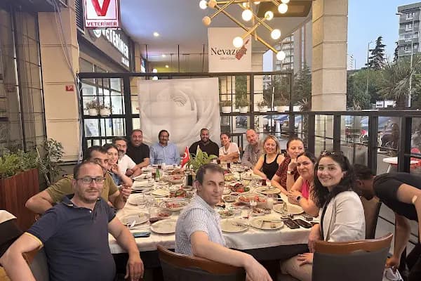 Aras usta Nevazen Ocakbaşı - Dönerci - İstanbul Bahçelievler