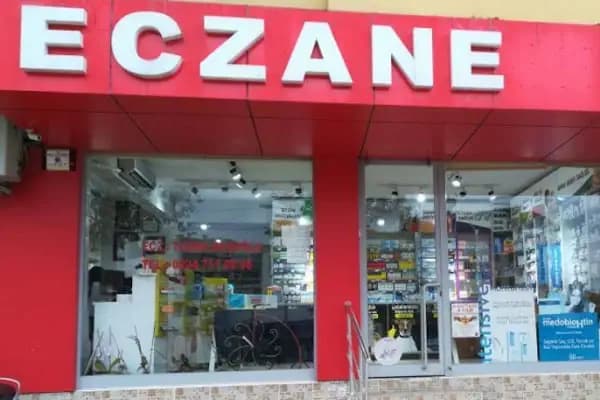 Tuğba Kuşoğlu Eczanesi - Eczane - Bursa İnegöl