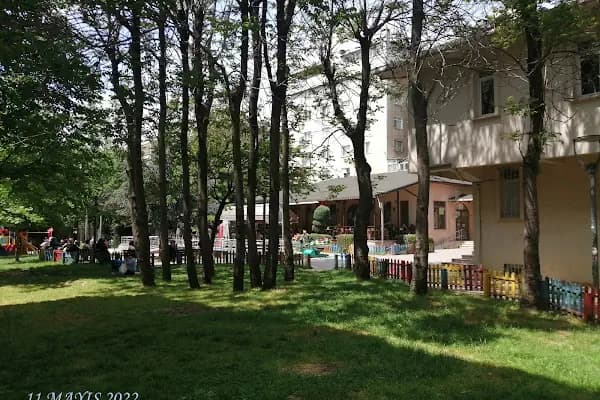 Bağcilar Belediyesi Merkez Mahallesi Aile Parkı - Resmi Kurum - İstanbul Bahçelievler