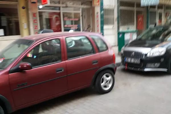 Büyük Halk Eczanesi - Eczane - İzmir Tire