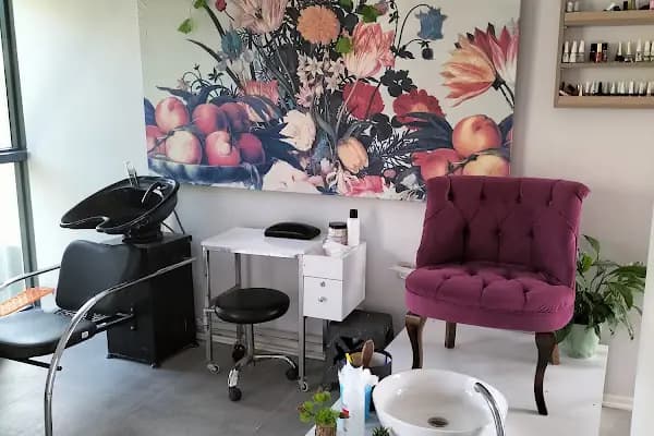 Neslihan Özgül Güzellik Atölyesi - Güzellik Salonu - İzmir Buca