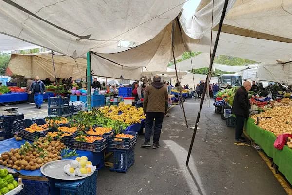 Cumartesi Pazarı - Pazar - İstanbul Küçükçekmece