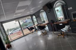Saloon yeliz