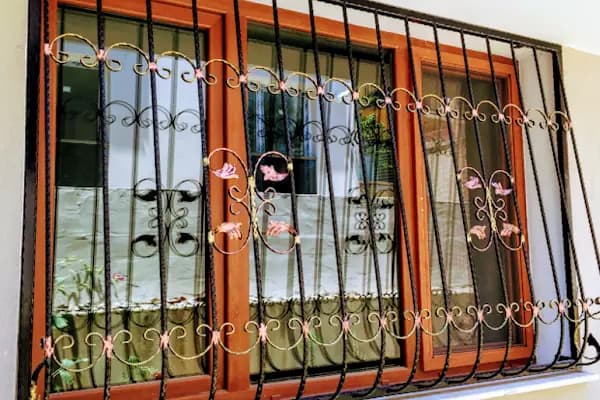 İzmir Buca Laleli metal demir doğrama Demir korkuluk ferforje sineklik - Kurumsal Ofis - İzmir Kemalpaşa