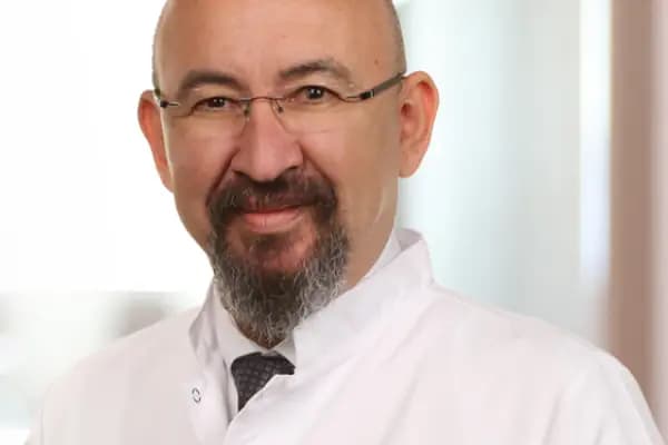 Prof. Dr. Ayhan Koyuncu - Doktor - İstanbul Maltepe