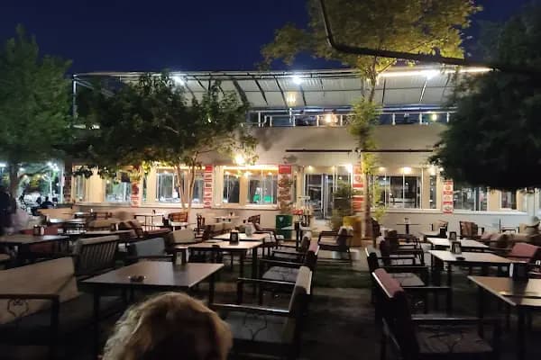 İnciraltı Bahçe Cafe - Kafe - İzmir Balçova
