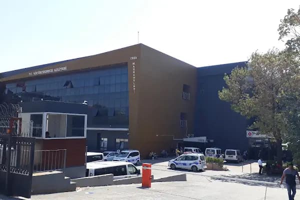 Kucukcekmece Asliye Ceza Adliyesi - Adliye Sarayı - İstanbul Küçükçekmece