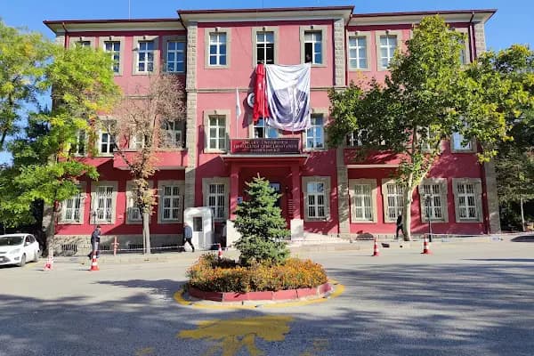 ANKARA ÜNİVERSİTESİ TIP FAKÜLTESİ CEBECİ HASTANESİ BAŞHEKİMLİĞİ - Üniversite Hastanesi - Ankara Mamak