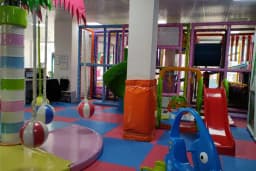 Zıpır Park Çocuk Eğlence Merkezi