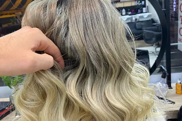 Tunca Topaç Hairdresser - Kuaför - İstanbul Avcılar