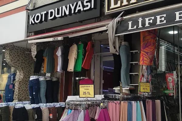 Kot Dünyası - Giyim mağazası - İstanbul Beylikdüzü