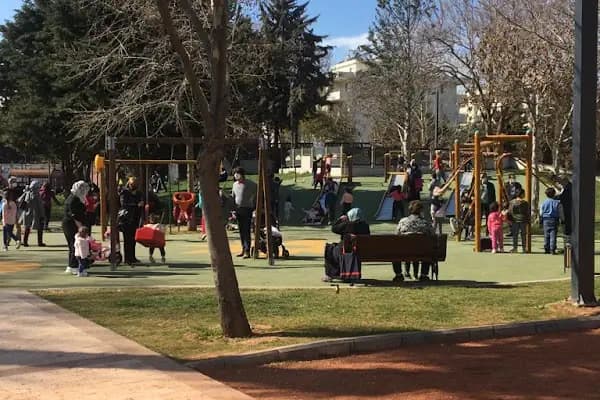 Celal Doğan Parkı - Park - Gaziantep Şehitkamil