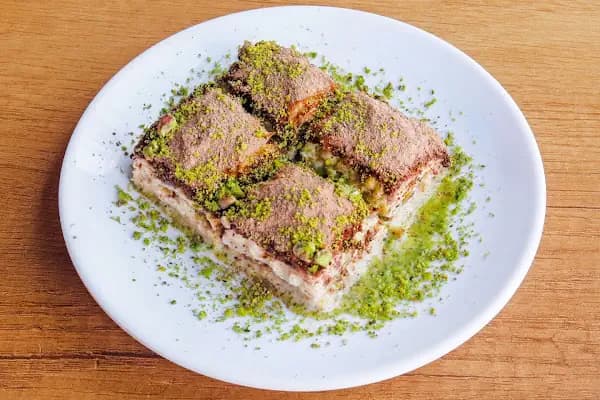 Gaziantep Baklava Cevdet Usta- Soğanlık - Yiyecek Temini ve İkram Hizmeti - İstanbul Küçükçekmece