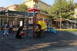 Bağcılar Belediyesi Uçanevler Parkı Aile Çay Bahçesi