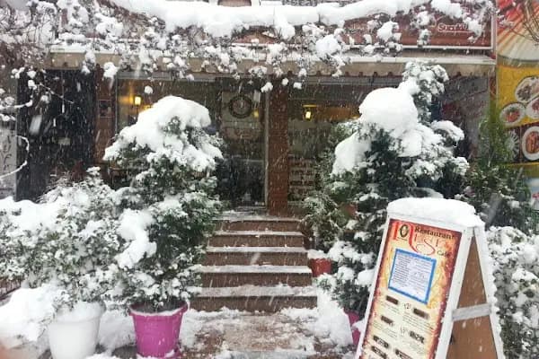 Neşe Sucuk Evi - Restoran - Balıkesir Karesi