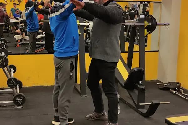 Gym Fitness Life Bağcılar - Spor salonu - İstanbul Bağcılar