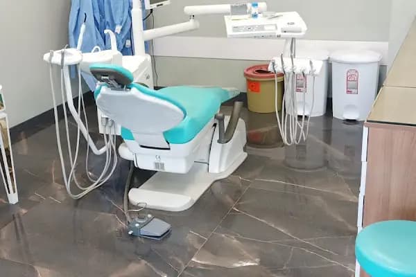 Lozan Dent Ağız ve Diş Sağlığı Polikliniği - Diş Kliniği - İzmir Menemen