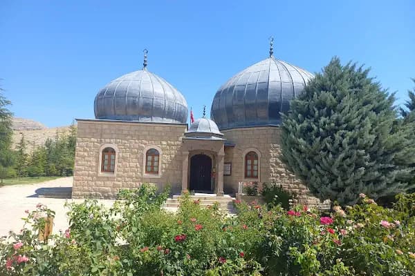 Hasan Gazi Türbesi - İbadethane - Malatya Yazıhan