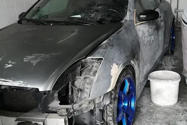 MODERN OTO SERVİSE - Oto Kaporta Düzeltme Servisi - İzmir Buca