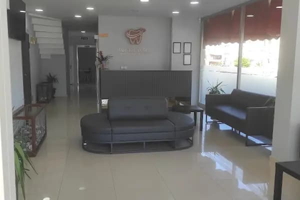 Özel Dental Town Diş Polikliniği Buca Şube - Diş Kliniği - İzmir Bayraklı