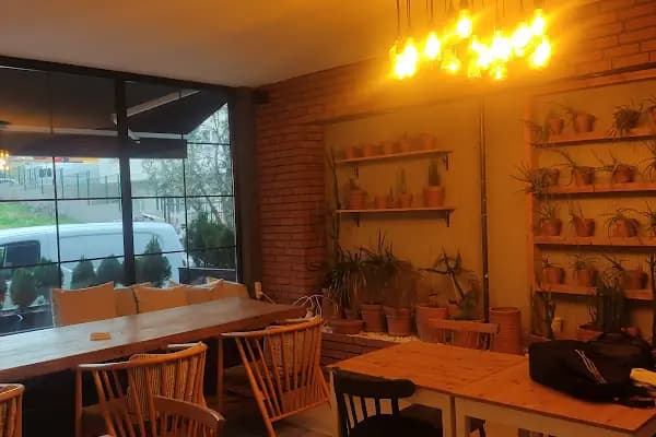 Brewmood Coffee &amp; Tea - Kahve dükkanı - İzmir Bayraklı