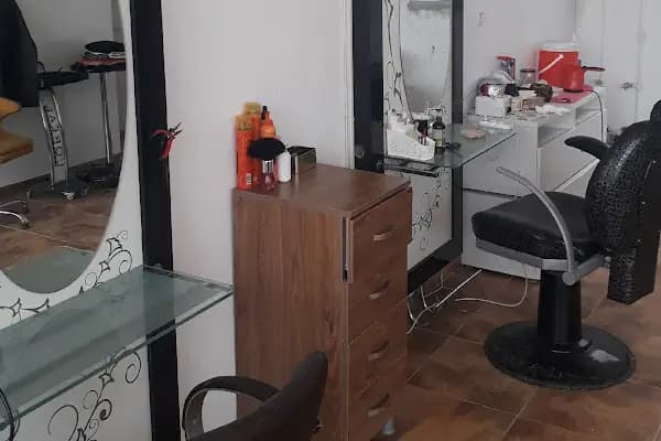 Esra Bayan Kuaförü - Kuaför - Antalya Aksu