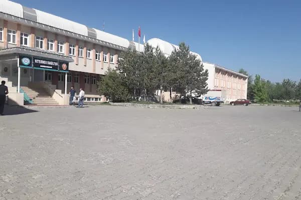 Kafkas Üniversitesi Veteriner Fakültesi - Devlet Üniversitesi - Kars Kars Merkez