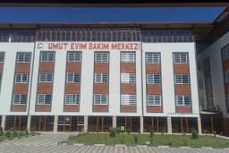 UMUT EVİM BAKIM MERKEZİ