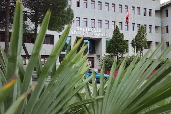 Balıkesir Adliyesi Önü - ATM - Balıkesir Altıeylül