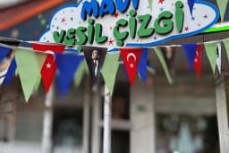 Mavi Yeşil Çizgi Kreş ve Anaokulu