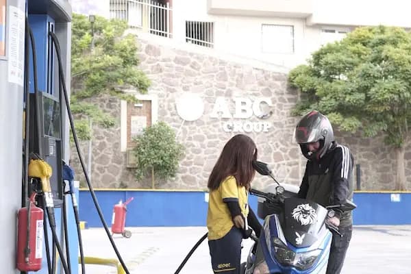 ROYAL ABC PETROL - Benzin İstasyonu - İzmir Karabağlar