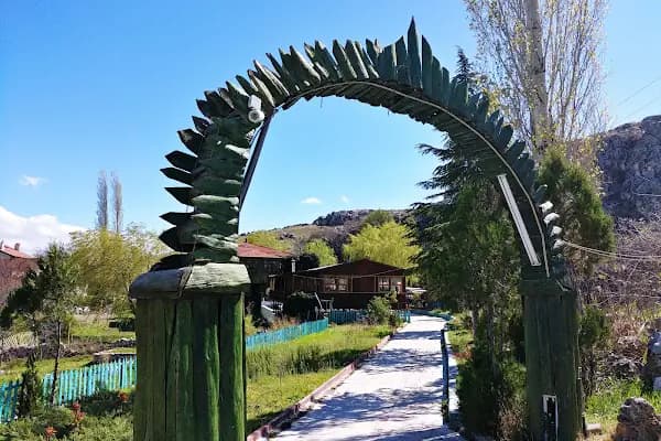 Hatıp Göksu Alabalık Tesisi - Balık Restoranı - Konya Meram
