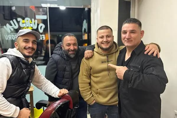 DURSUN ERKEK KUAFÖRÜ - Berber Dükkanı - İstanbul Arnavutköy