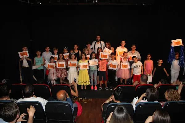 Boyoz Akademi Sanat Merkezi - Tiyatro Sahnesi - İzmir Çeşme