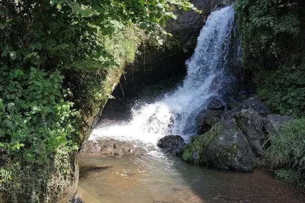 Çağlayan Şelalesi - Turistik Yer - Rize Derepazarı