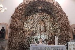 Notre Dame De Lourdes Katolik Kilisesi