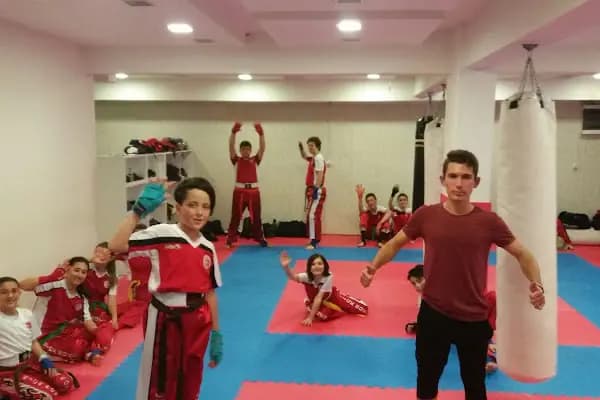 Bursa Kick Boks - Kickboks Okulu - Bursa Nilüfer