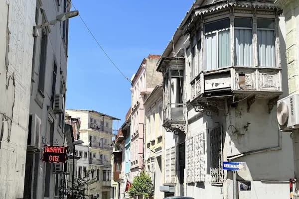 Hürriyet Otel - Otel - İzmir Bornova