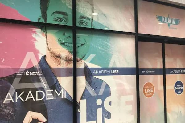İzmit Necip Fazıl Kısakürek Akademi Lise - Eğitim Merkezi - Kocaeli Başiskele