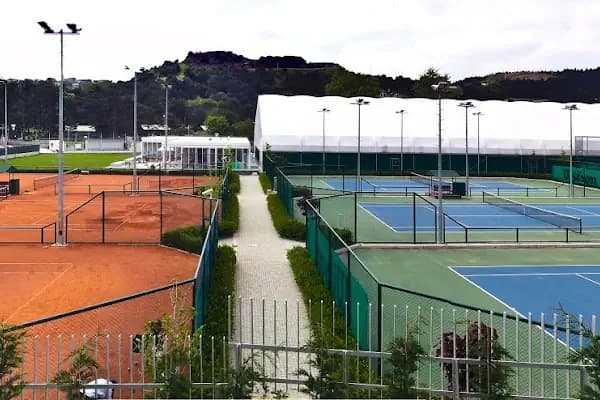Optimum Tenis Akademisi - Tenis Kulübü - İstanbul Küçükçekmece