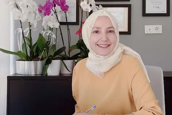 Uzm. Dr. Emine Yıldızgören - Psikiyatr - Konya Ahırlı