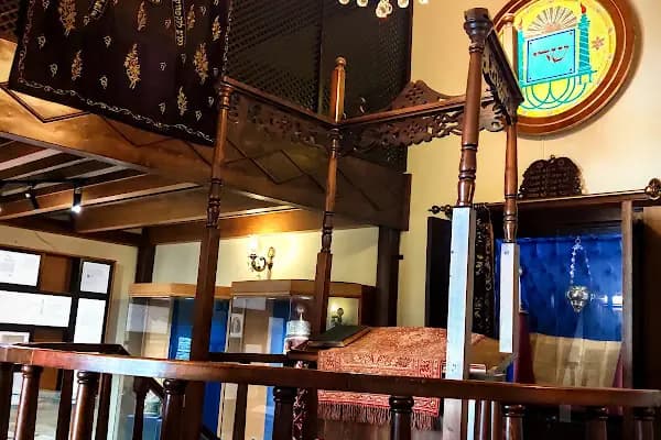 Bet Hillel Sinagogu - Müze - İzmir Konak